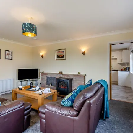 Holiday home Greystone